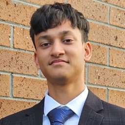 Shineyu, tutor offering online and in-person lessons at KIS Academics