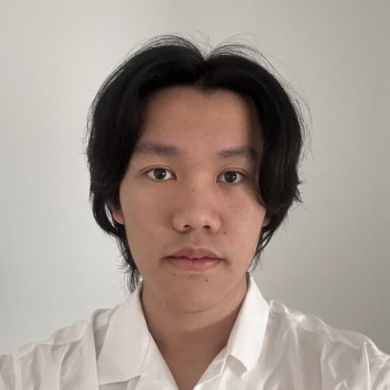 Harry, tutor offering online and in-person lessons at KIS Academics